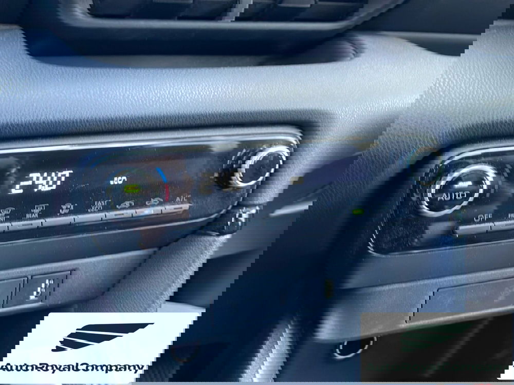 Toyota Yaris usata a Roma (17)