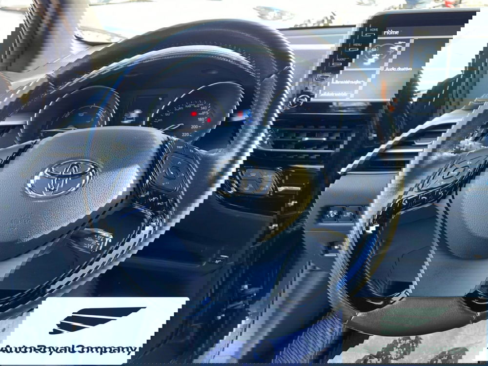 Toyota Toyota C-HR usata a Roma (13)