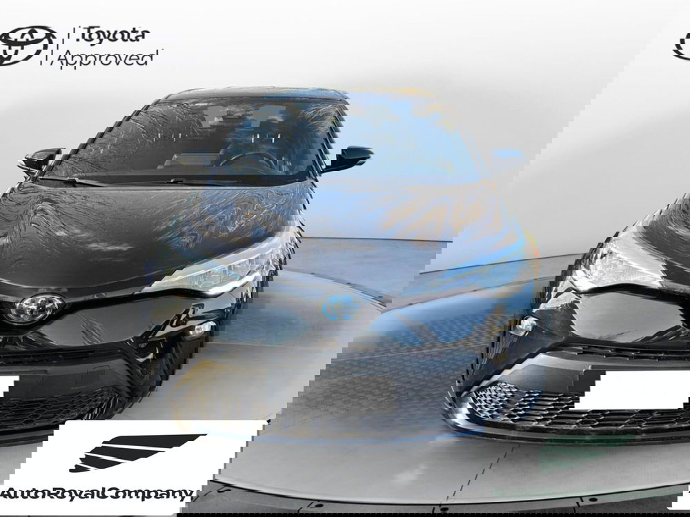 Toyota Toyota C-HR usata a Roma (9)