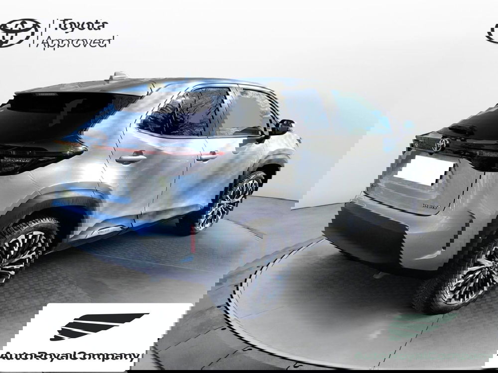 Toyota Yaris Cross usata a Roma (6)