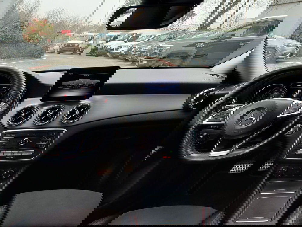 Mercedes-Benz CLA Shooting Brake usata a Modena (10)