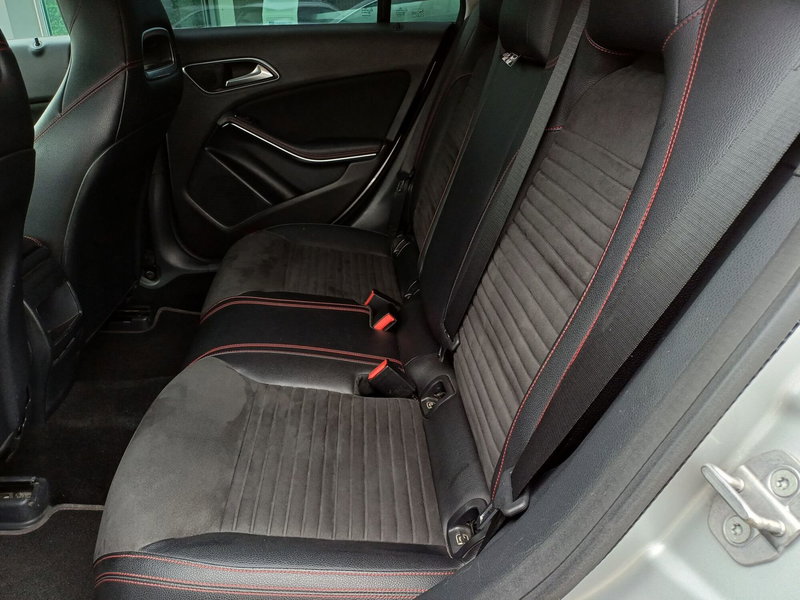 Mercedes-Benz CLA Shooting Brake usata a Modena (11)