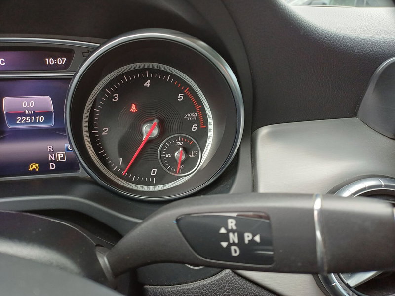 Mercedes-Benz CLA Shooting Brake usata a Modena (13)