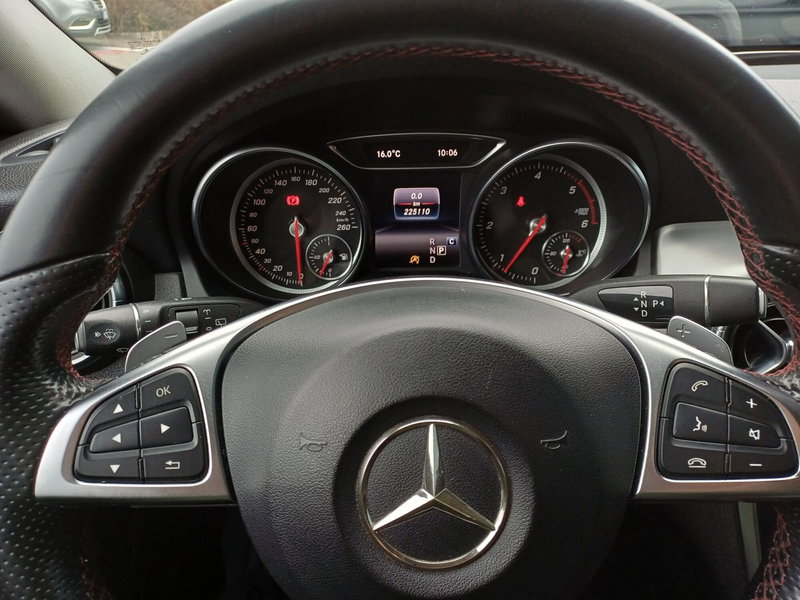 Mercedes-Benz CLA Shooting Brake usata a Modena (14)