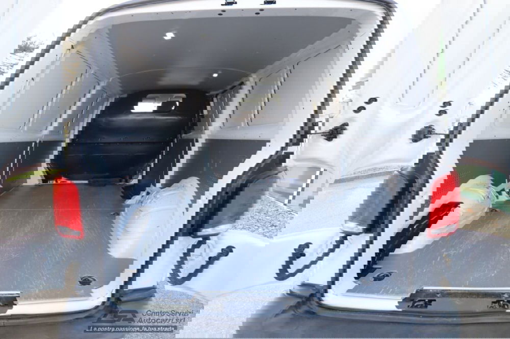 Volkswagen Veicoli Commerciali T6.1 Furgone usata a Bologna (7)