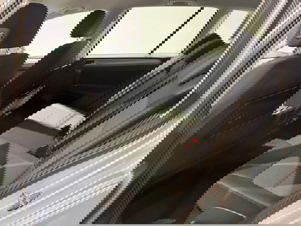 Volkswagen Golf usata a Genova (9)