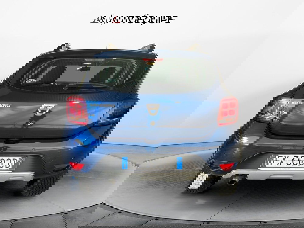 Dacia Sandero usata a Roma (4)