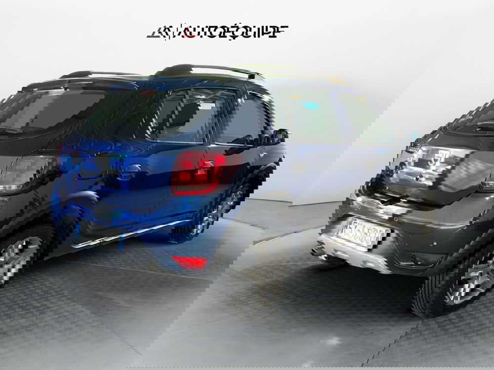 Dacia Sandero usata a Roma (5)