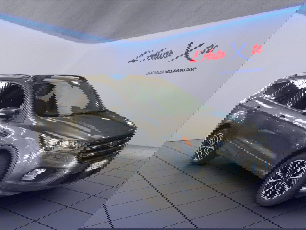 Ford Kuga usata a Milano (9)