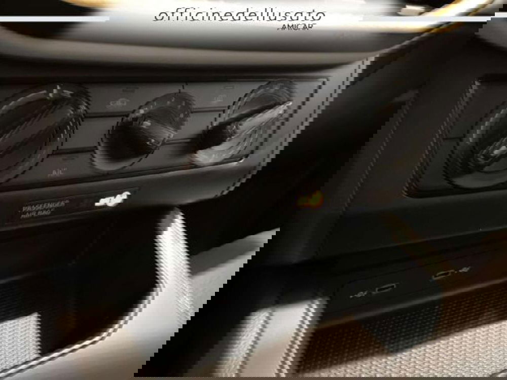 SEAT Arona usata a Matera (14)