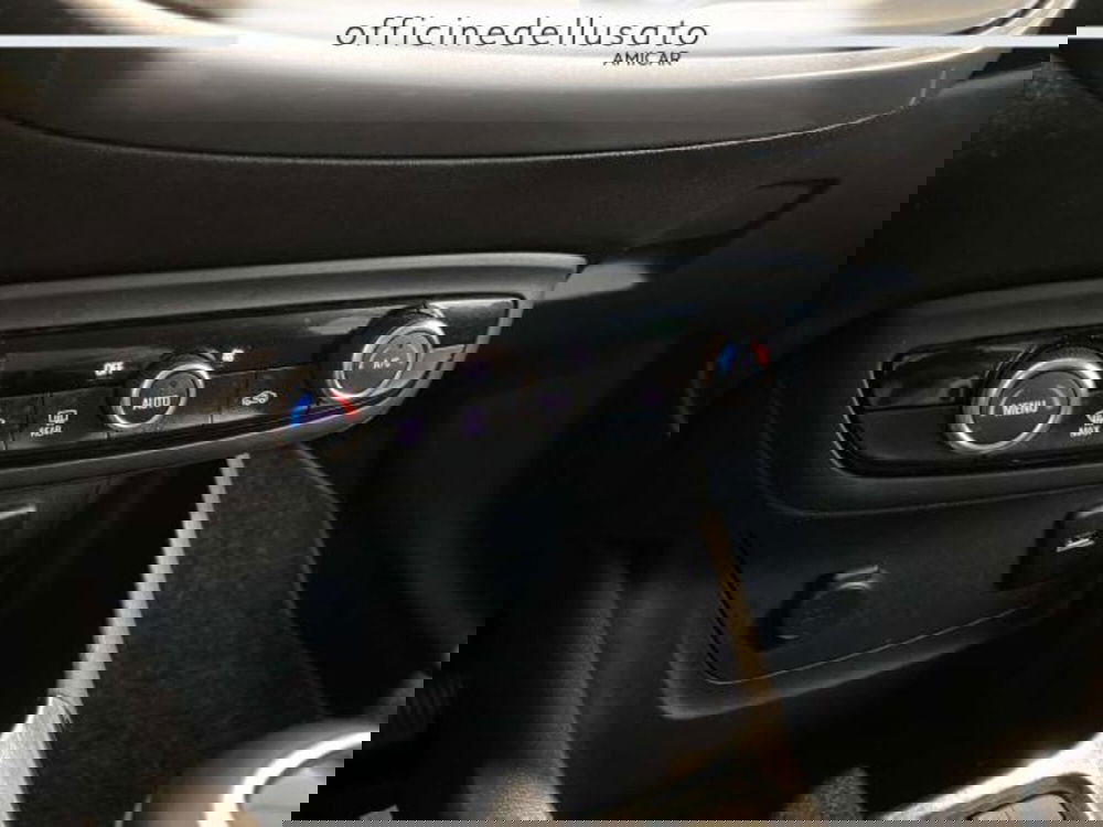 Opel Crossland usata a Matera (14)