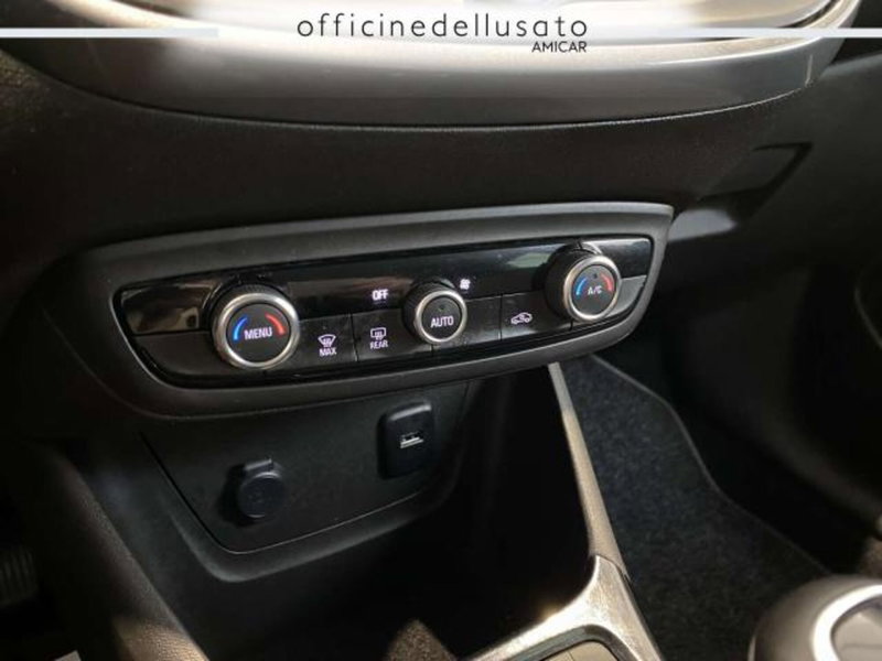 Opel Crossland usata a Matera (14)