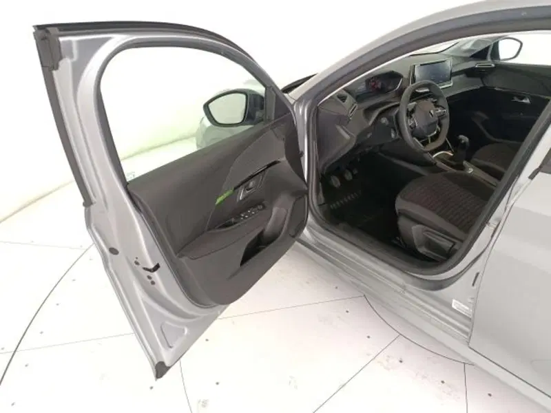 Peugeot 208 usata a Matera (10)