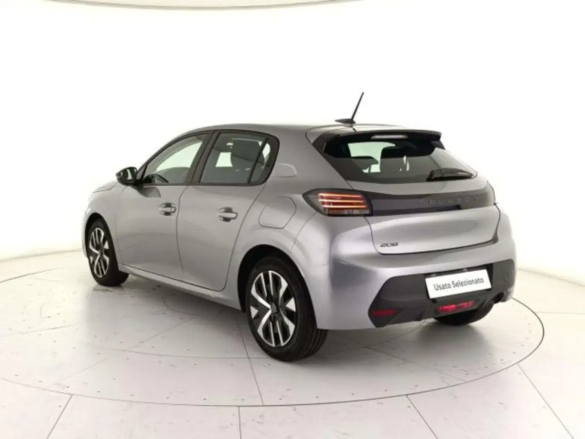 Peugeot 208 usata a Matera (3)