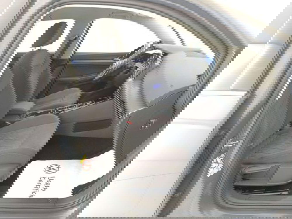 Volkswagen Golf Variant usata a Matera (12)