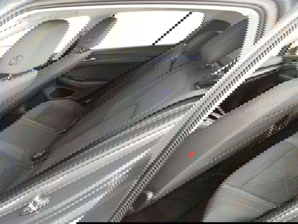 Volkswagen Golf Variant usata a Matera (13)