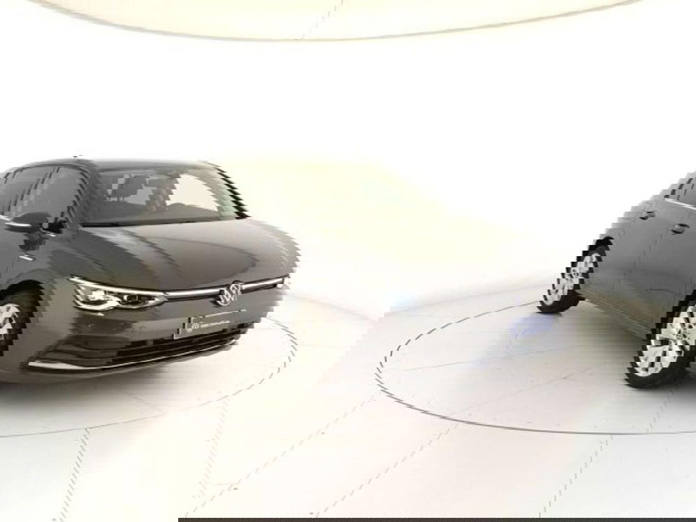 Volkswagen Golf Variant usata a Matera (8)