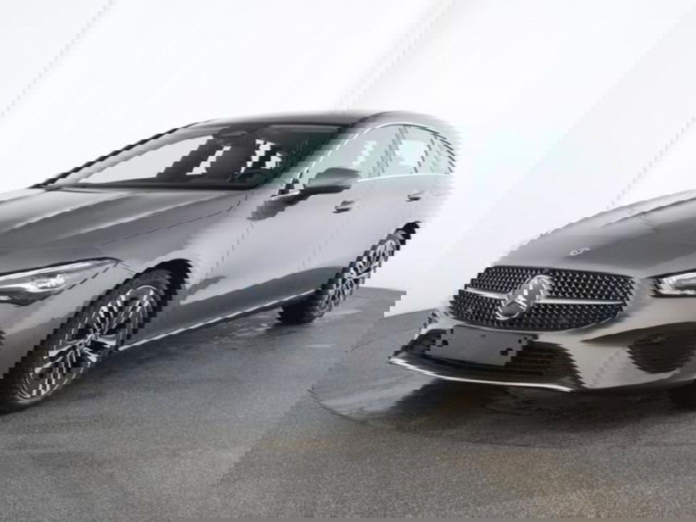 Mercedes-Benz CLA Shooting Brake usata a Milano