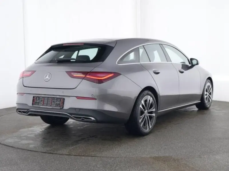 Mercedes-Benz CLA Shooting Brake usata a Milano (2)