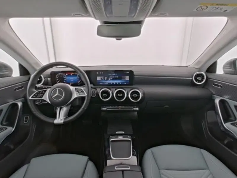 Mercedes-Benz CLA Shooting Brake usata a Milano (7)