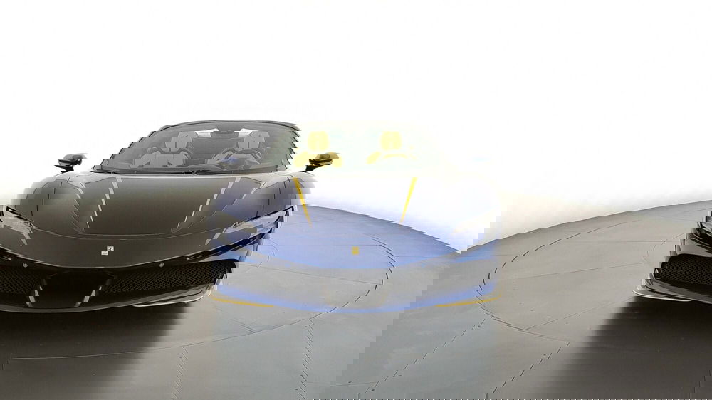 Ferrari SF90 Coupé usata a Perugia (2)