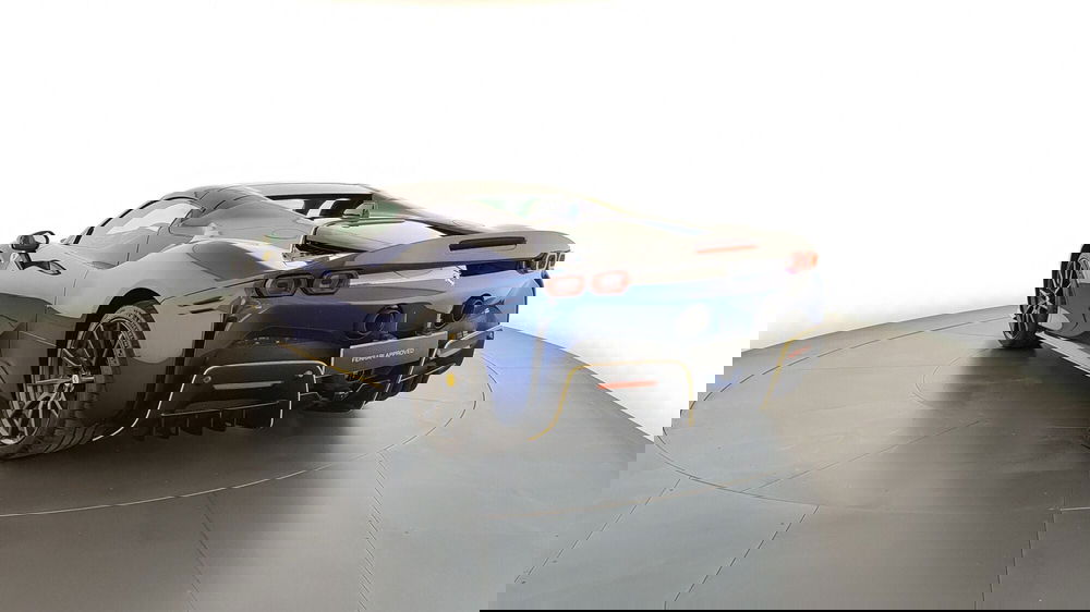 Ferrari SF90 Coupé usata a Perugia (7)