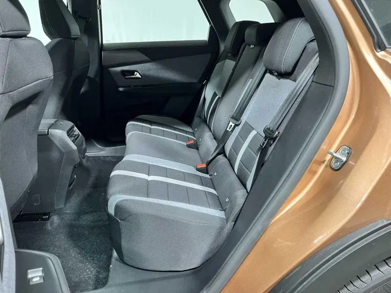Opel Grandland nuova a Sondrio (11)
