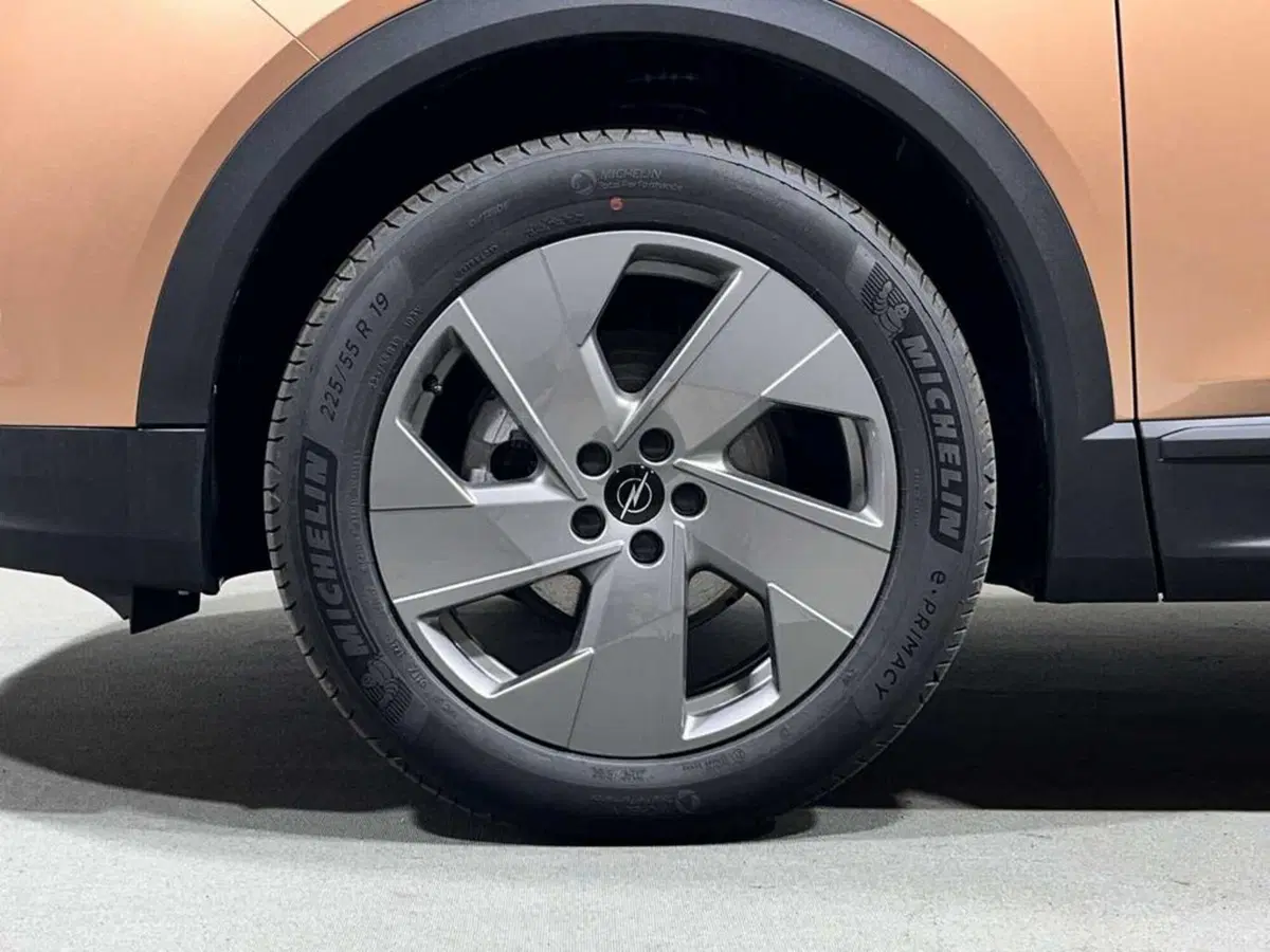 Opel Grandland nuova a Sondrio (9)