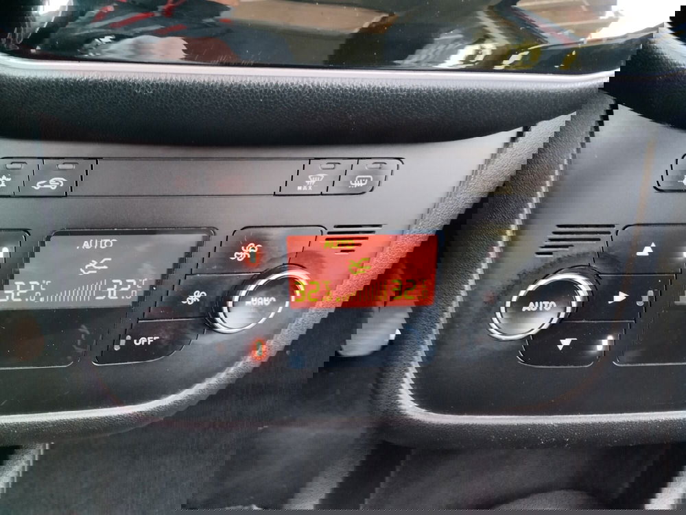 Fiat Punto usata a Asti (13)