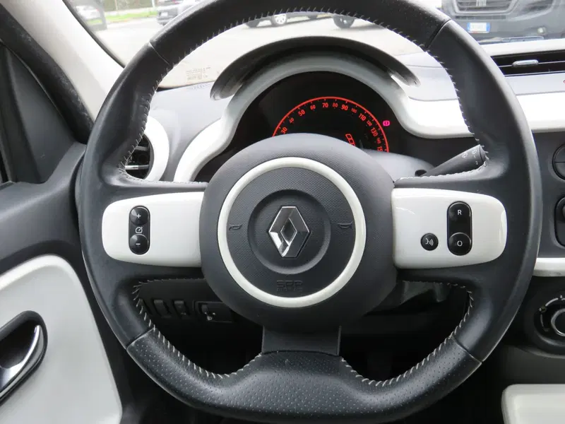 Renault Twingo usata a Monza e Brianza (9)