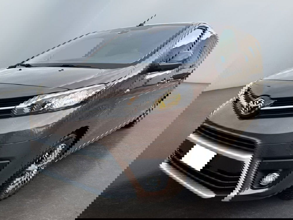 Toyota Proace Verso usata a Modena