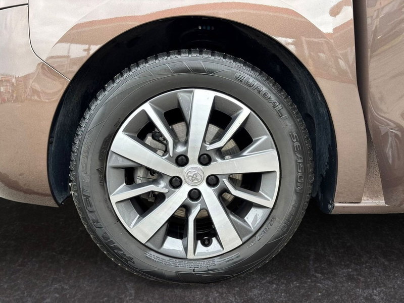 Toyota Proace Verso usata a Modena (18)
