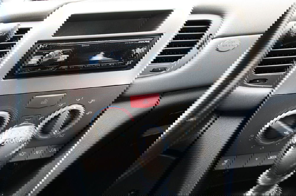 Lancia Ypsilon usata a Pordenone (6)