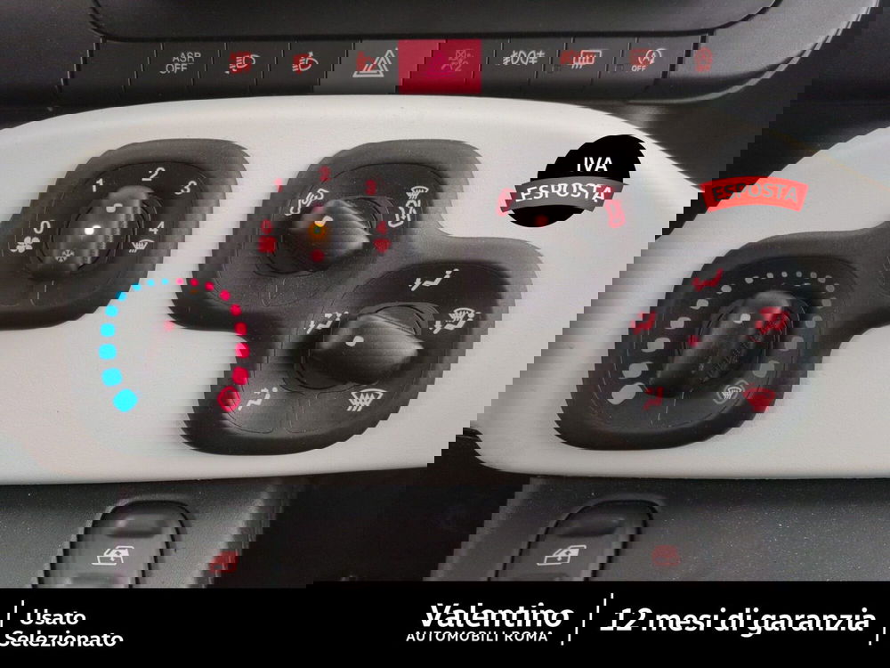 Fiat Panda Cross nuova a Roma (16)