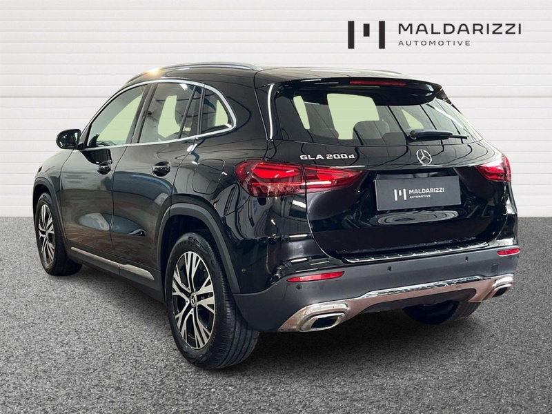 Mercedes-Benz GLA SUV usata a Lecce (4)