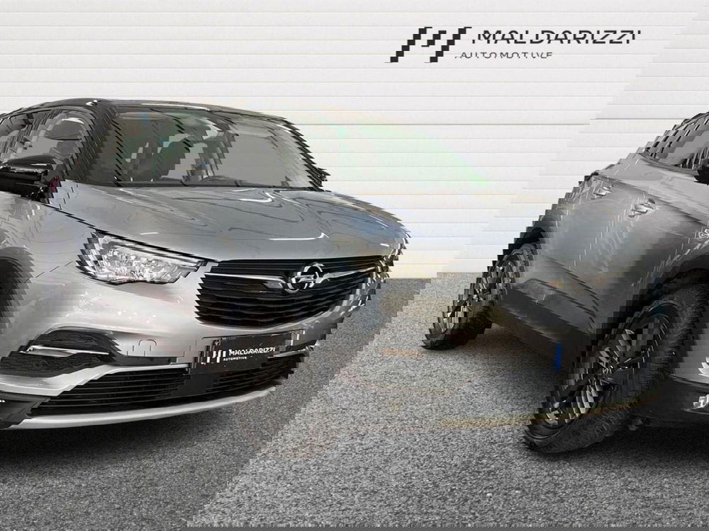 Opel Grandland X usata a Bari