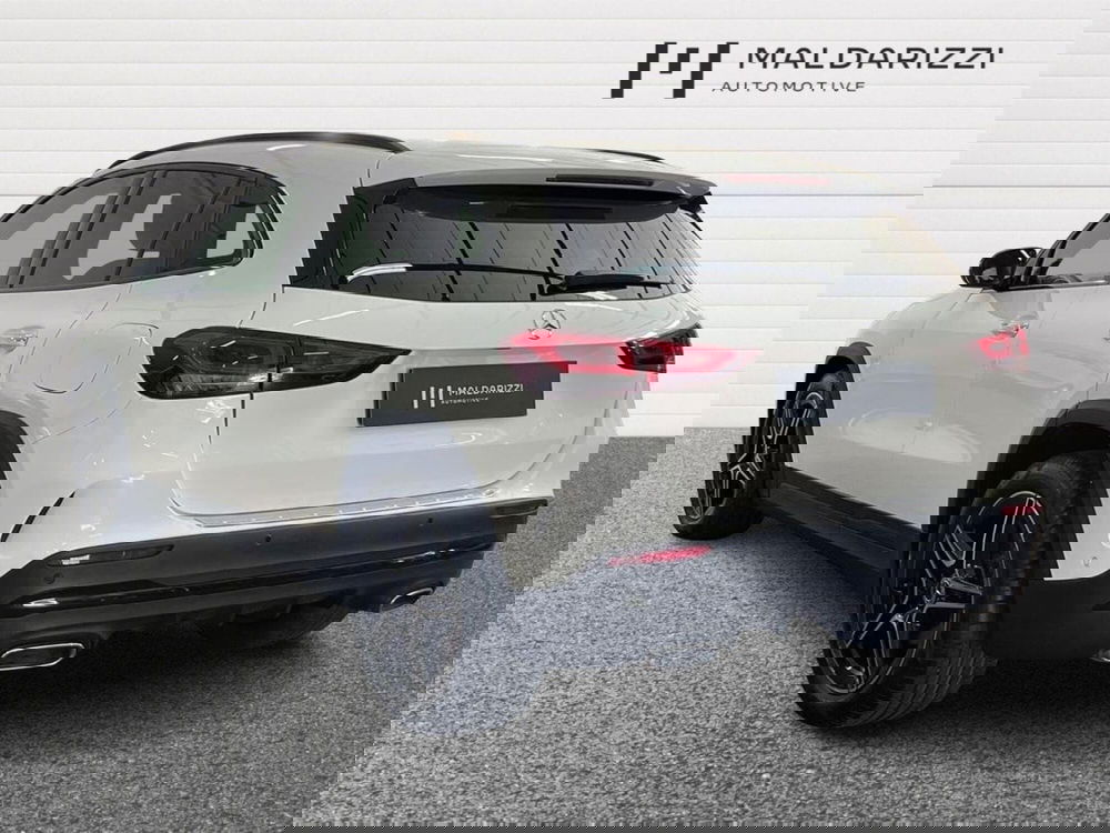 Mercedes-Benz GLA SUV usata a Bari (4)