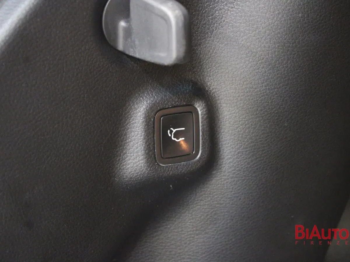 Jeep Compass usata a Firenze (18)