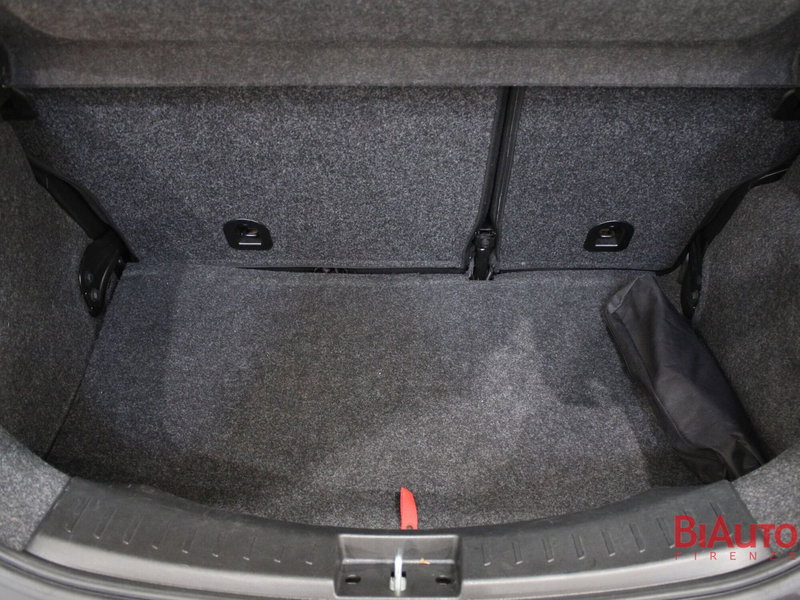 Lancia Ypsilon usata a Firenze (8)