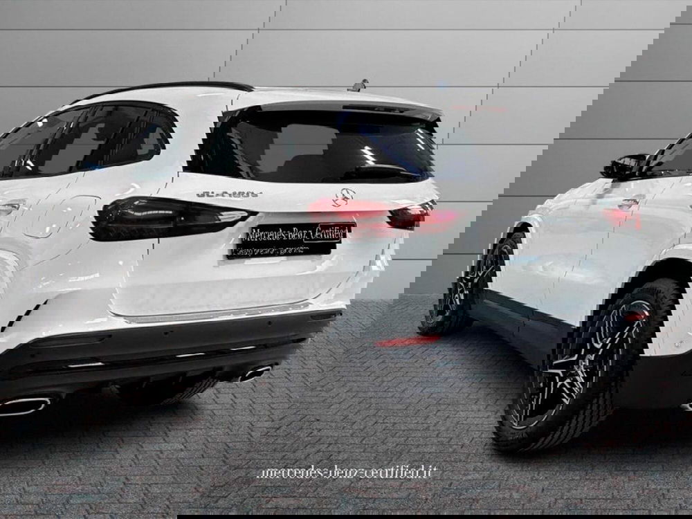 Mercedes-Benz GLA SUV nuova a Macerata (3)