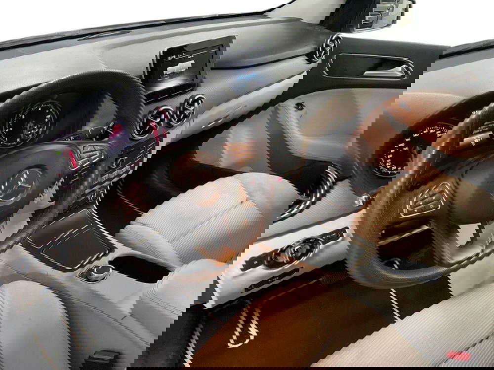 Mercedes-Benz Classe B usata a Ancona (16)