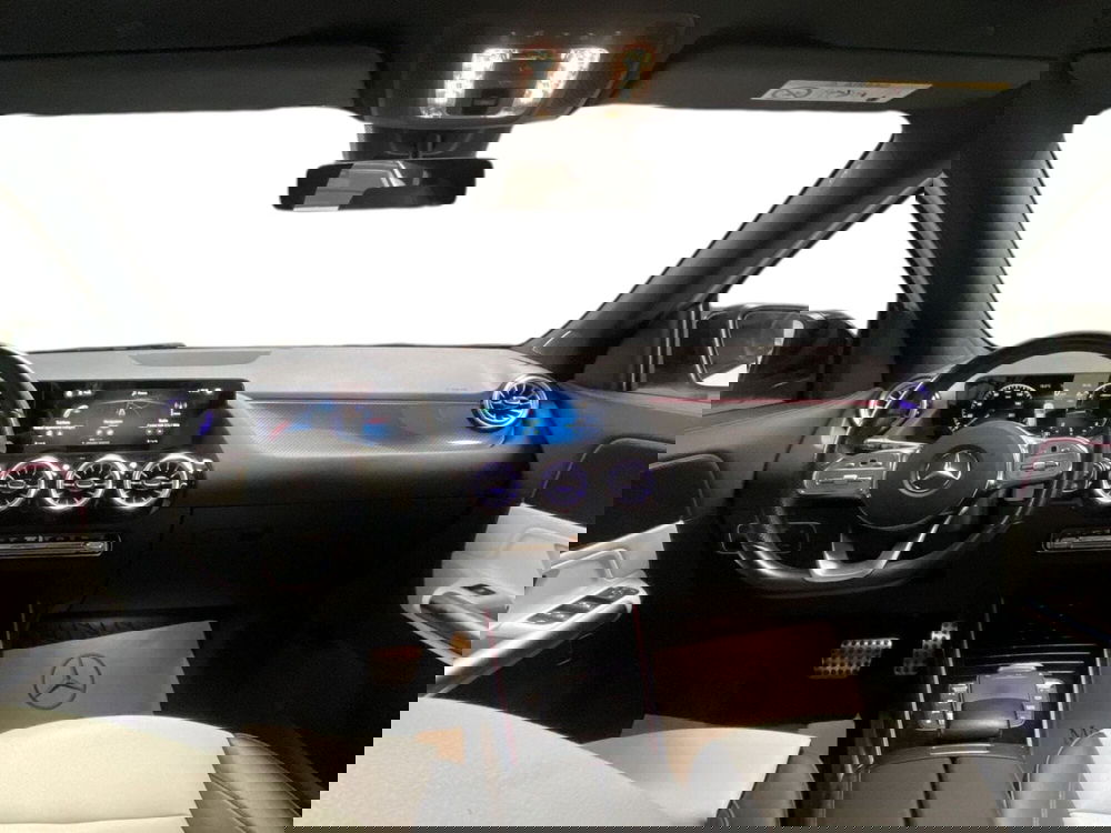 Mercedes-Benz GLA SUV usata a Napoli (14)