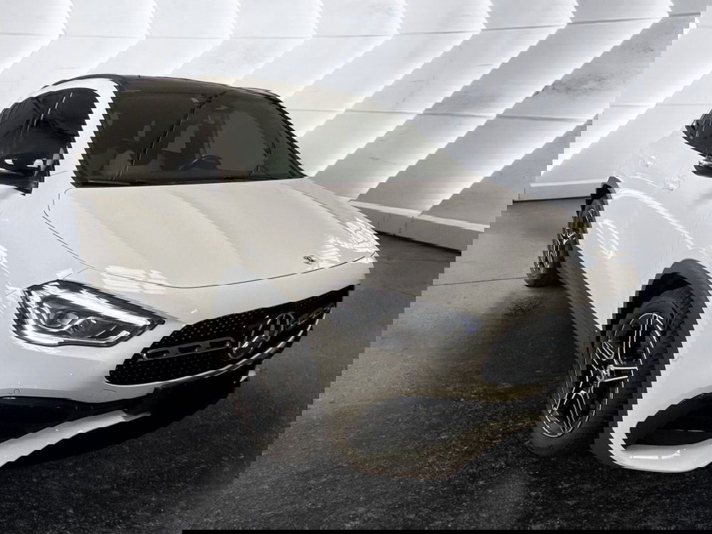 Mercedes-Benz GLA SUV usata a Napoli (3)