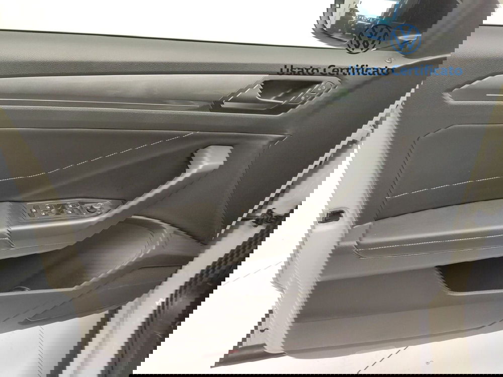 Volkswagen T-Roc usata a Avellino (15)