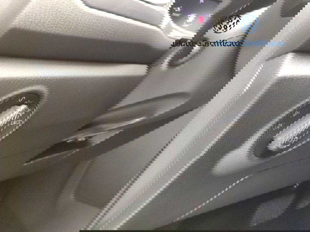 Volkswagen T-Roc usata a Avellino (19)