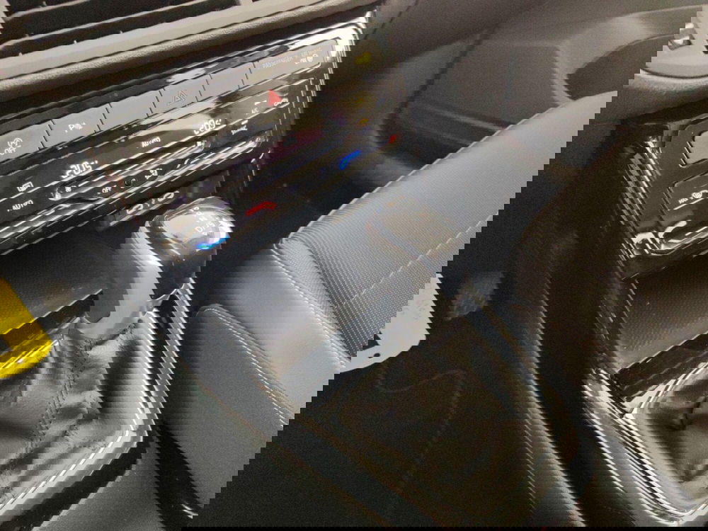 Volkswagen T-Cross usata a Massa-Carrara (11)