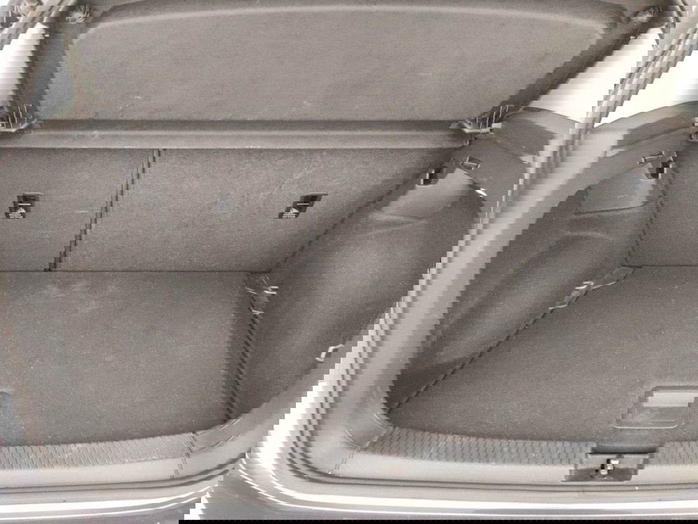 Volkswagen T-Cross usata a Massa-Carrara (15)