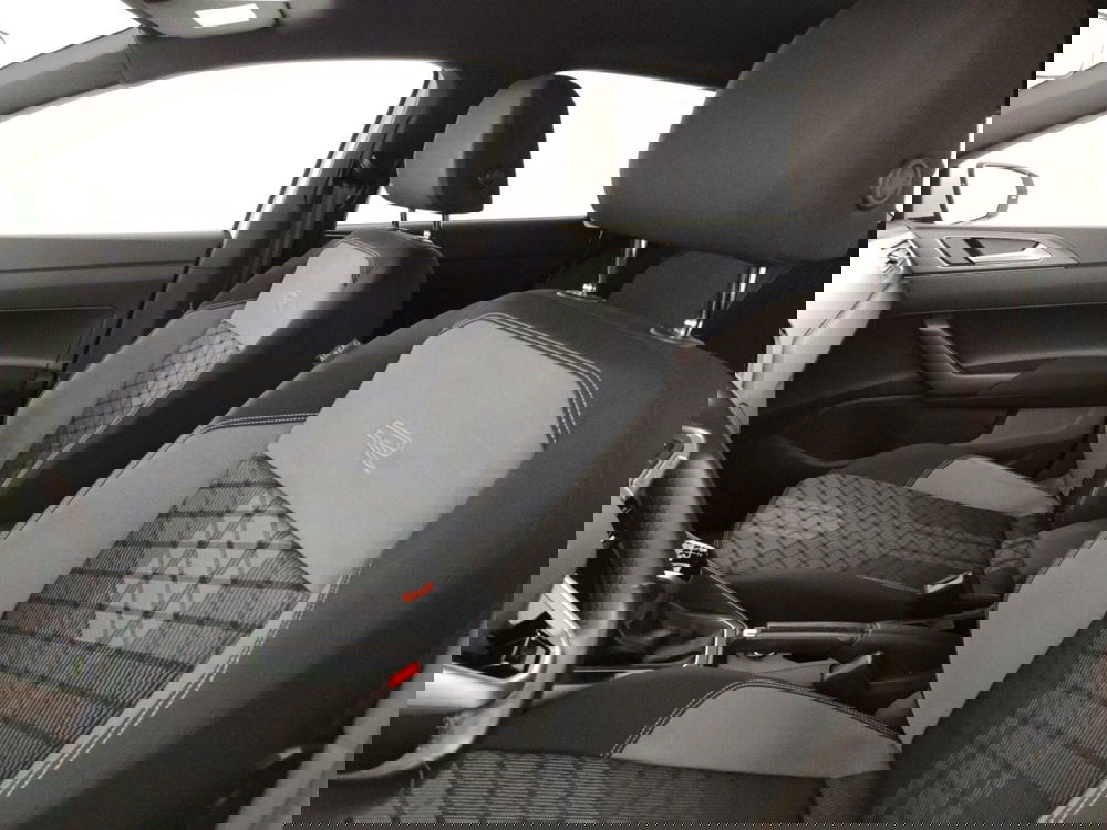 Volkswagen Polo usata a Massa-Carrara (8)