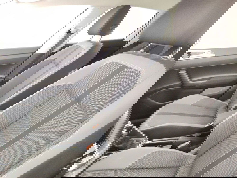 Volkswagen Polo usata a Massa-Carrara (9)