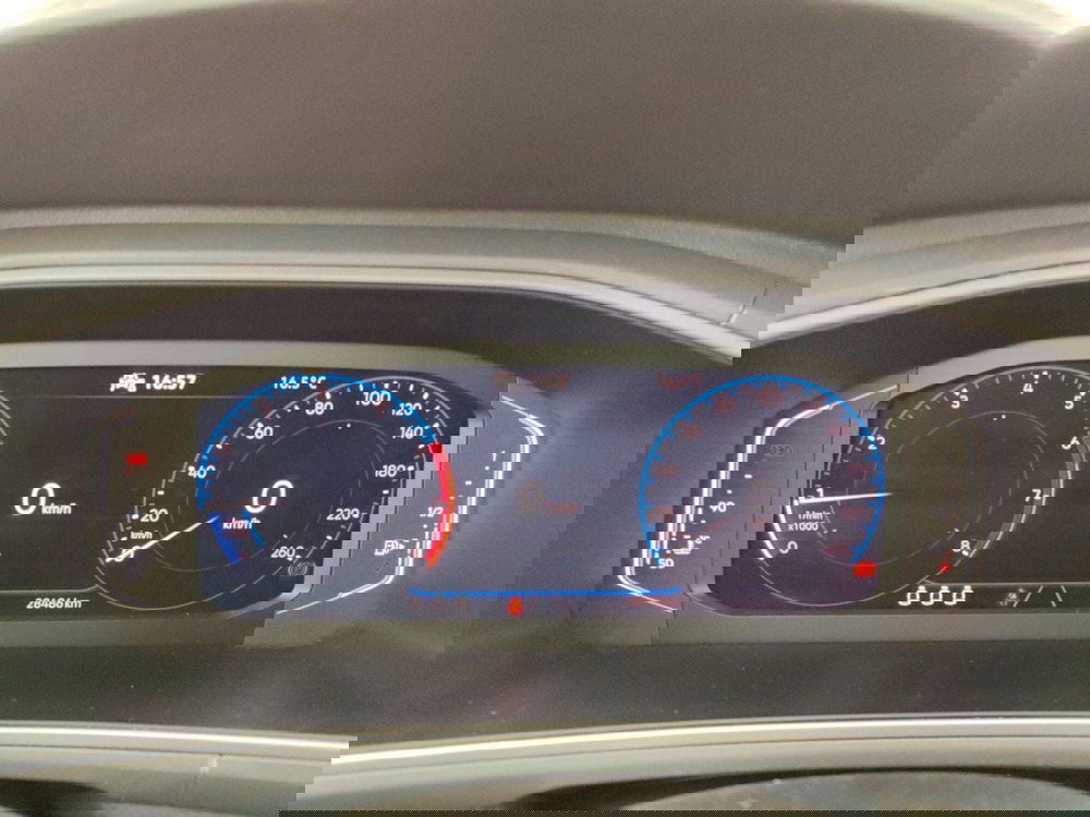 Volkswagen T-Roc usata a Massa-Carrara (14)